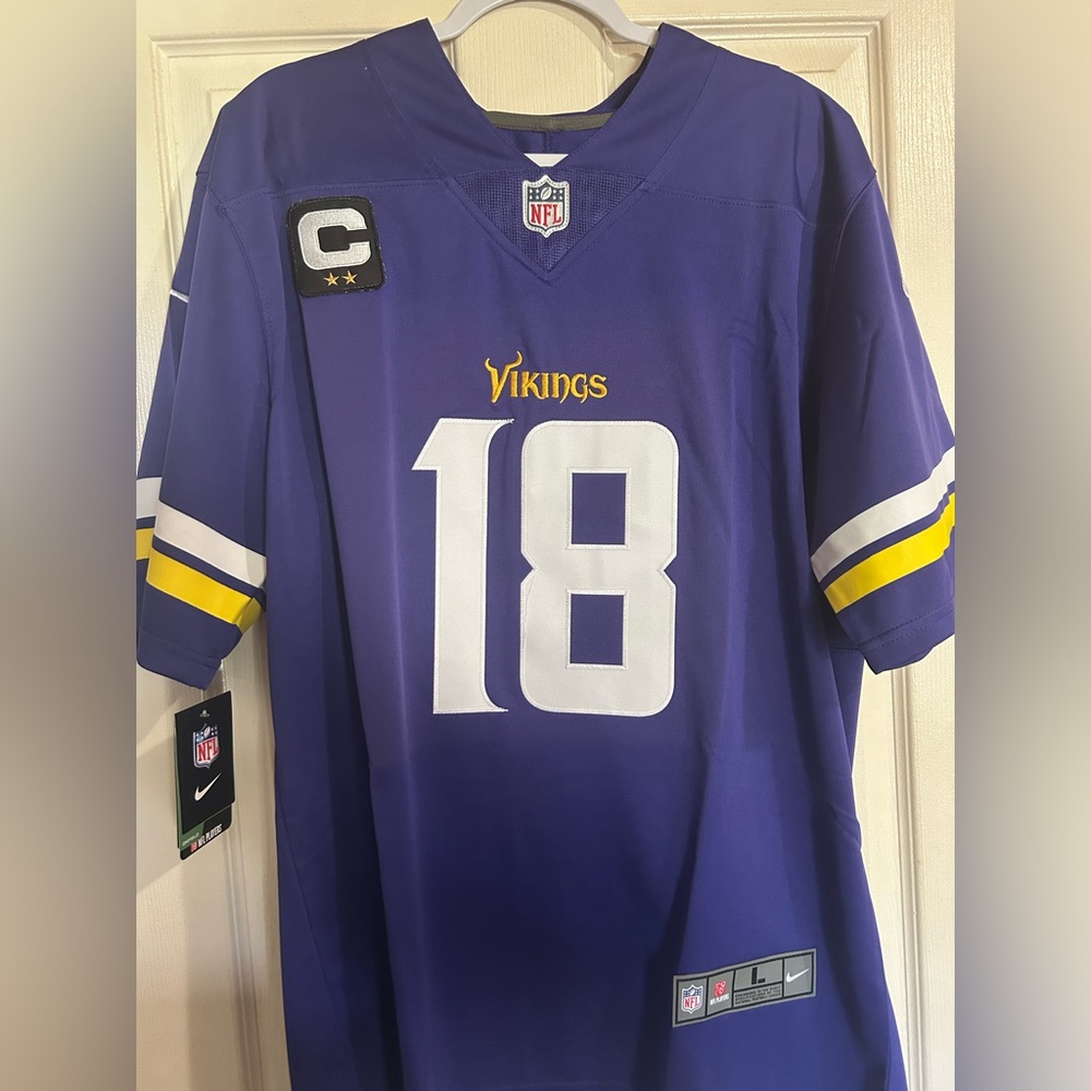 🎁💜Nike Purple Vikings Jersey with Number 18